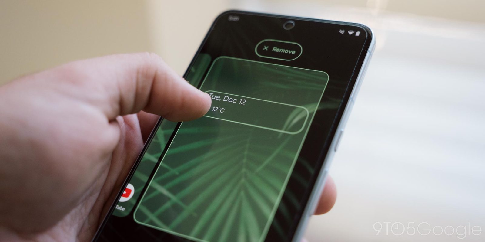pixel launcher at a glance relocate